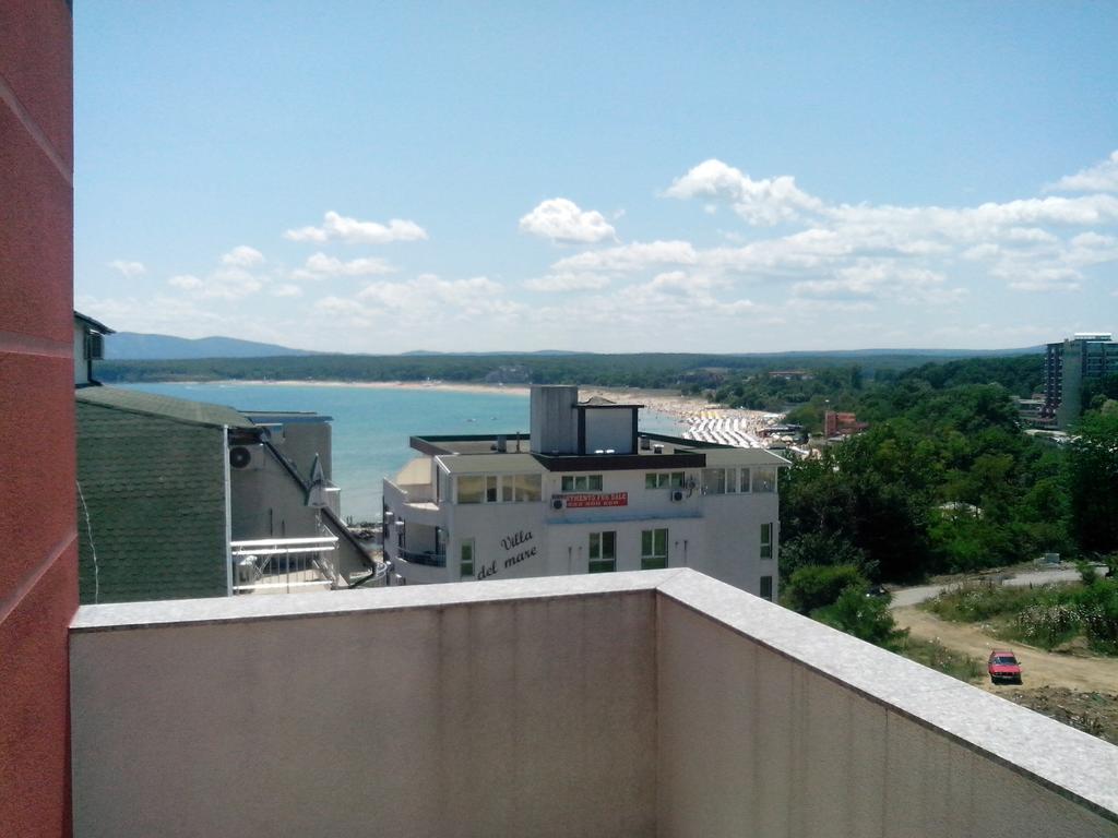 La Piazza Primorsko Rooms & Apartments מראה חיצוני תמונה